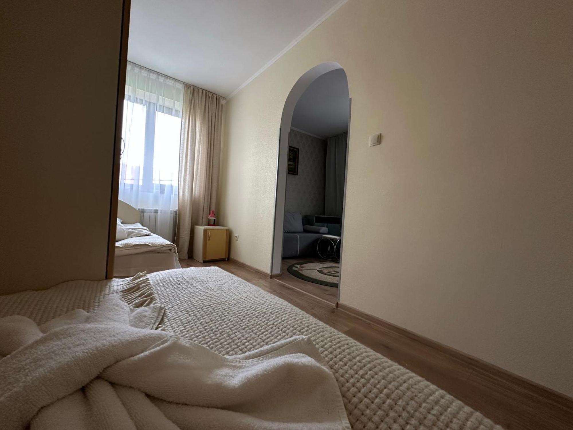 Hotel Сонячна Перлина Polyana  Habitación foto