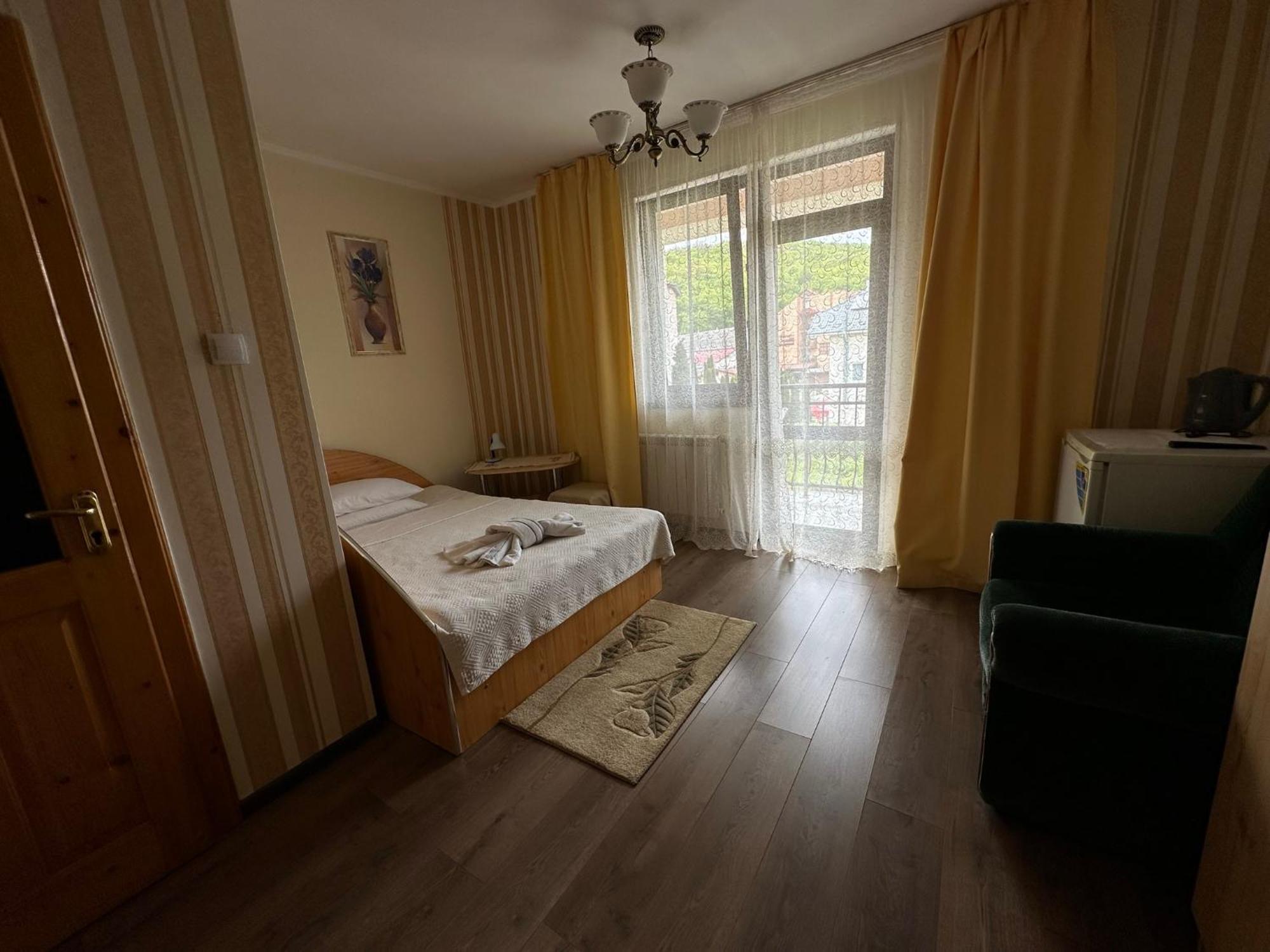 Hotel Сонячна Перлина Polyana  Habitación foto