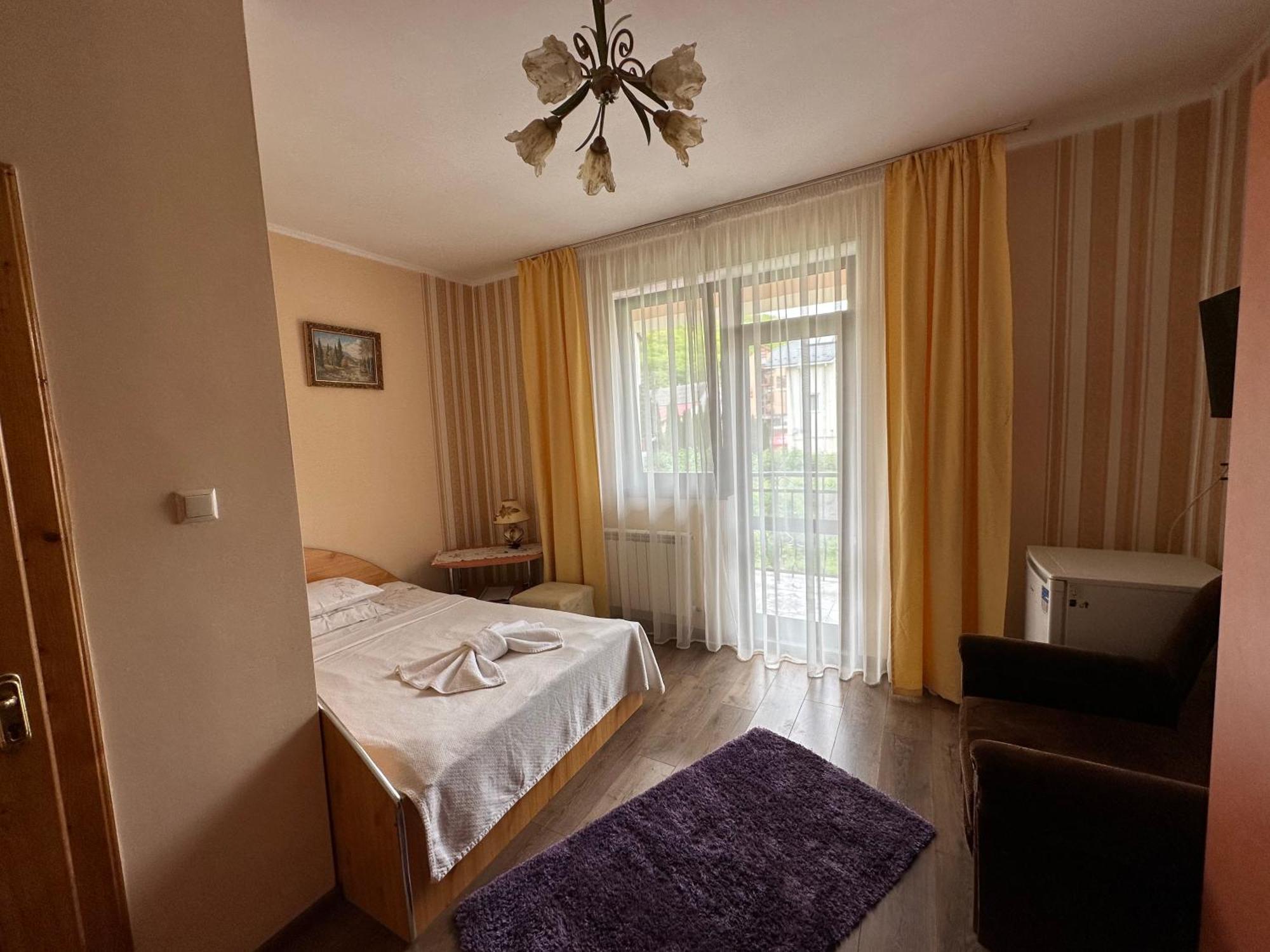 Hotel Сонячна Перлина Polyana  Habitación foto